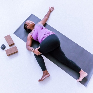 The Difference Between Yin Yoga & Restorative Yoga