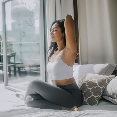 Wake Up & Stretch: 3 Reasons to Practice Yoga First!