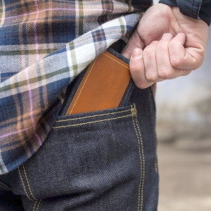 The Dangers of Back-Pocket Wallet Wearing