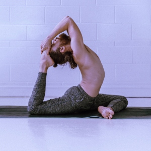 10 Tips to Master Hard Yoga Poses at Home