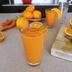 Healthy Orange and Carrot Smoothie