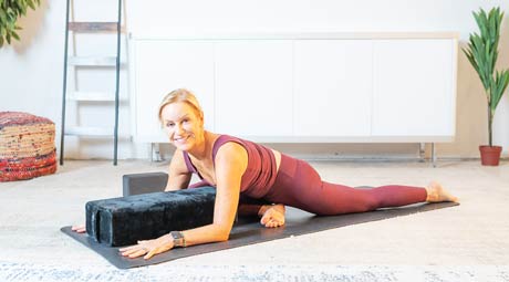 YogaDownload Online Yoga Class