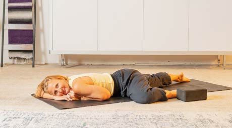 online vinyasa yoga